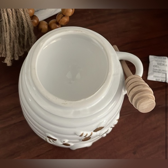 Cute Honey Pot - Picture 3 of 3